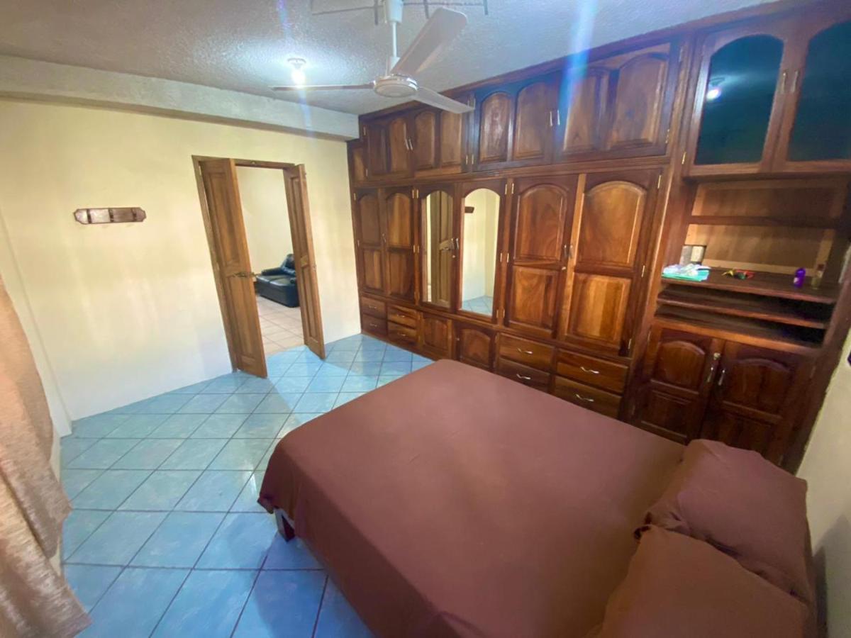 Hermosa Casa Para Vacacionar ปูแอร์โตเอสกอนดิโด ภายนอก รูปภาพ