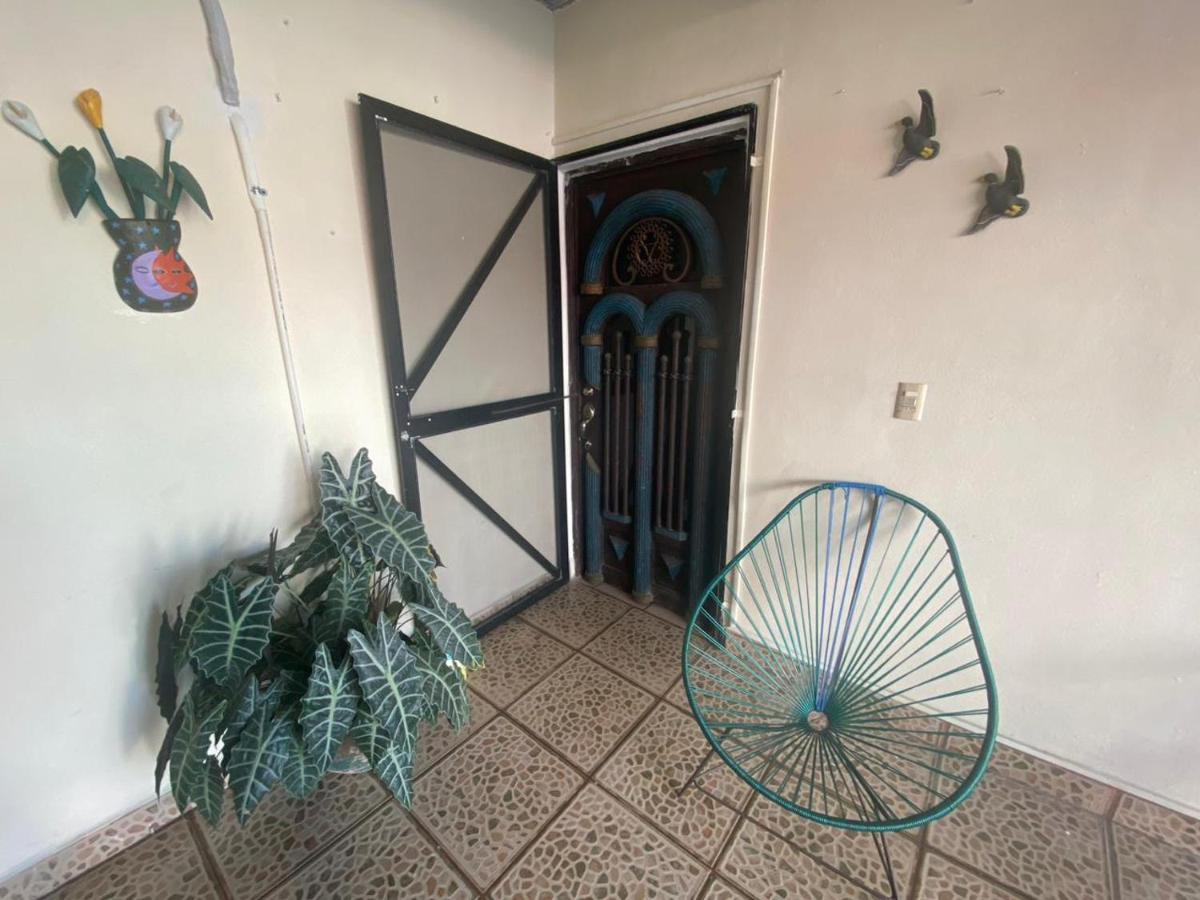Hermosa Casa Para Vacacionar ปูแอร์โตเอสกอนดิโด ภายนอก รูปภาพ